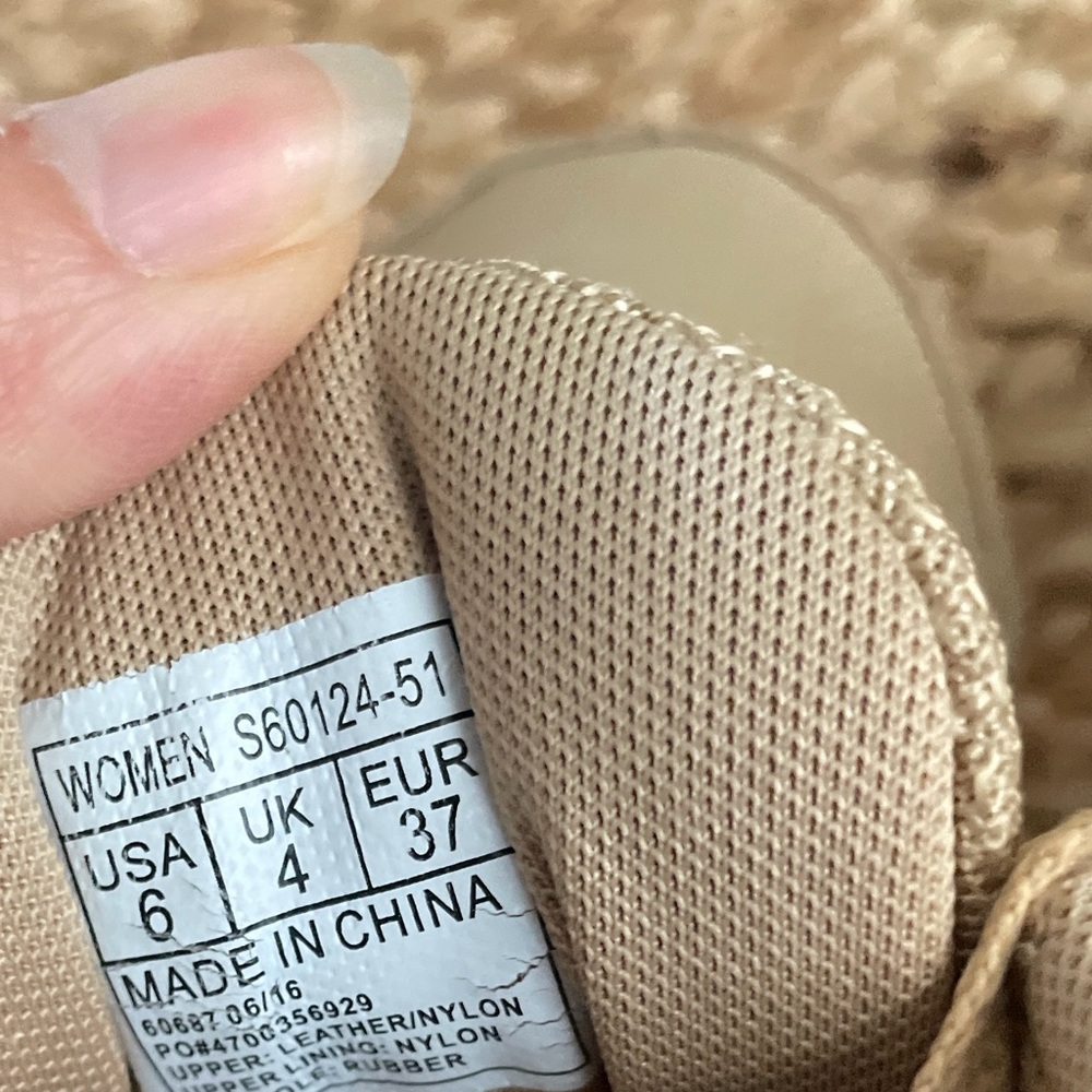 Saucony Beige and Tan Athletic Shoes - Picture 2 of 7